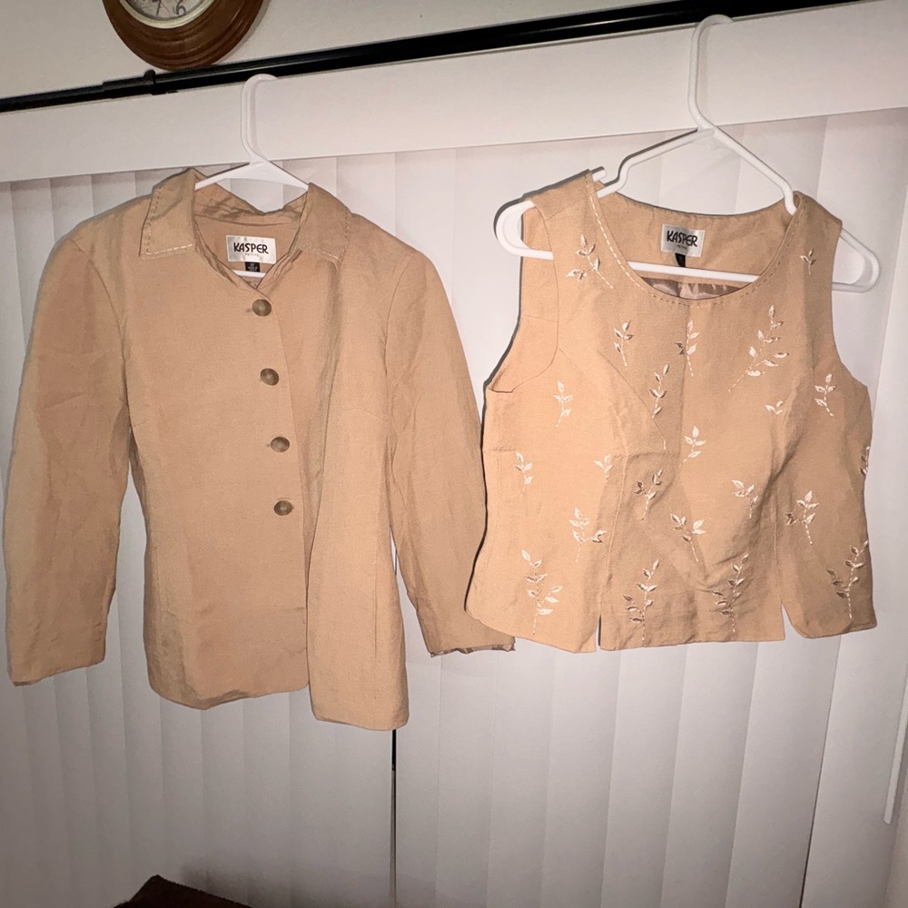 Kasper 2 piece